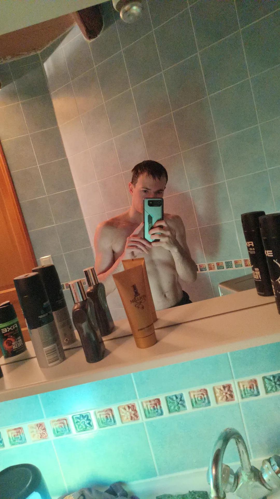 Profilo di Charles-pierre